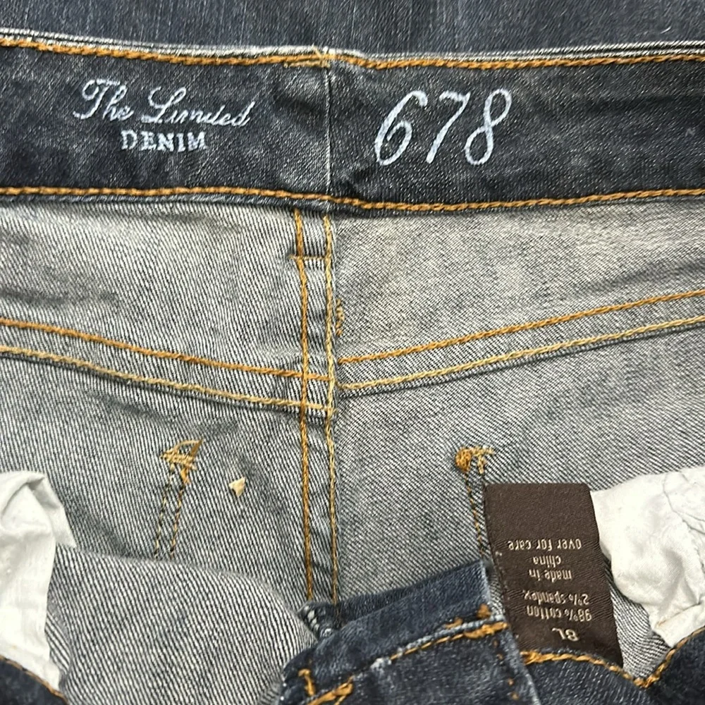 Limited 678 boot cut jeans size 8L